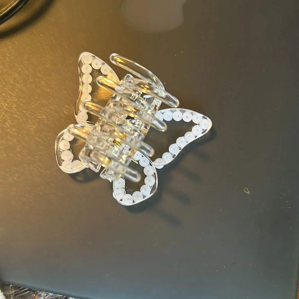 N/A pearl butterfly